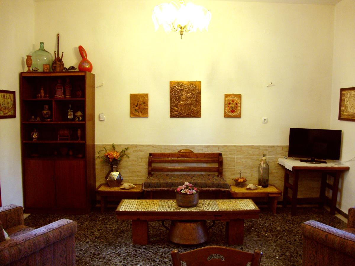 Venezian Castle House Apartment Kíssamos Exterior foto