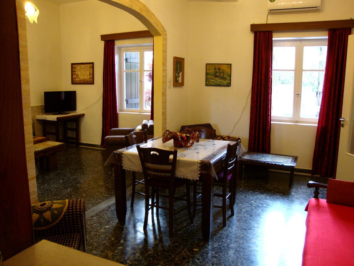 Venezian Castle House Apartment Kíssamos Exterior foto